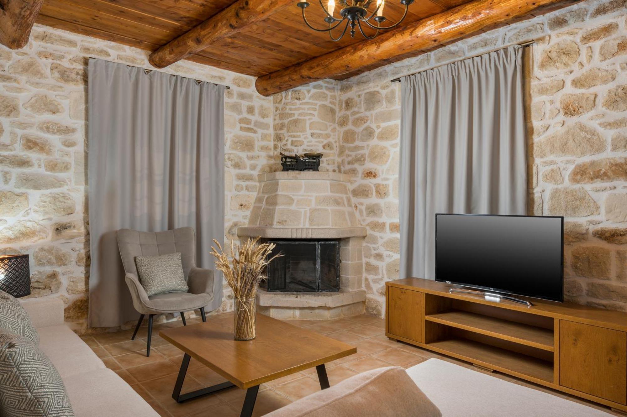 Kontis Village Fílippos Oda fotoğraf